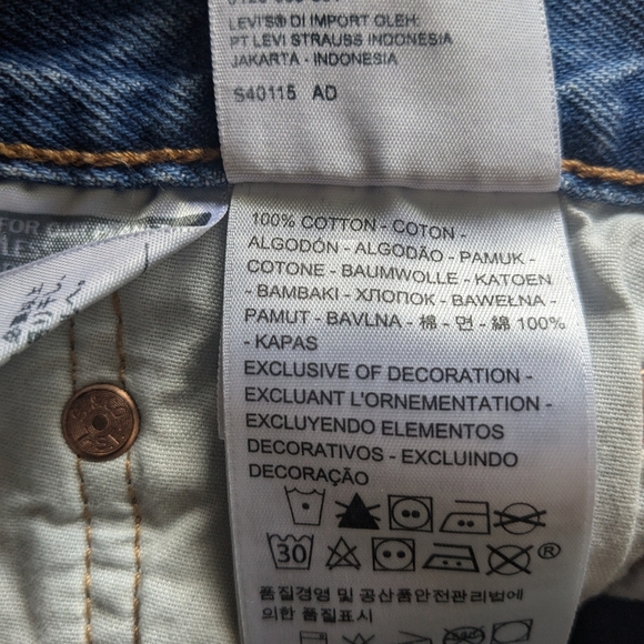 Levi's 501 Women Jeans Mini Shorts Floral Size 26 100% Cotton Washed Blue - Picture 7 of 11